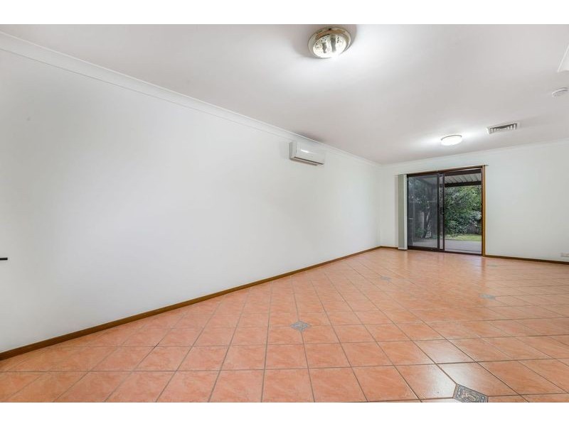 32 Glen Davis Avenue, Bossley Park NSW 2176