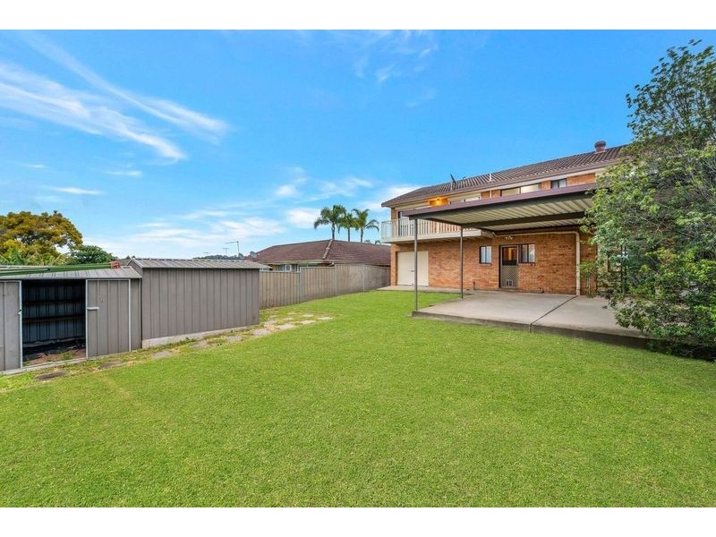 32 Glen Davis Avenue, Bossley Park NSW 2176