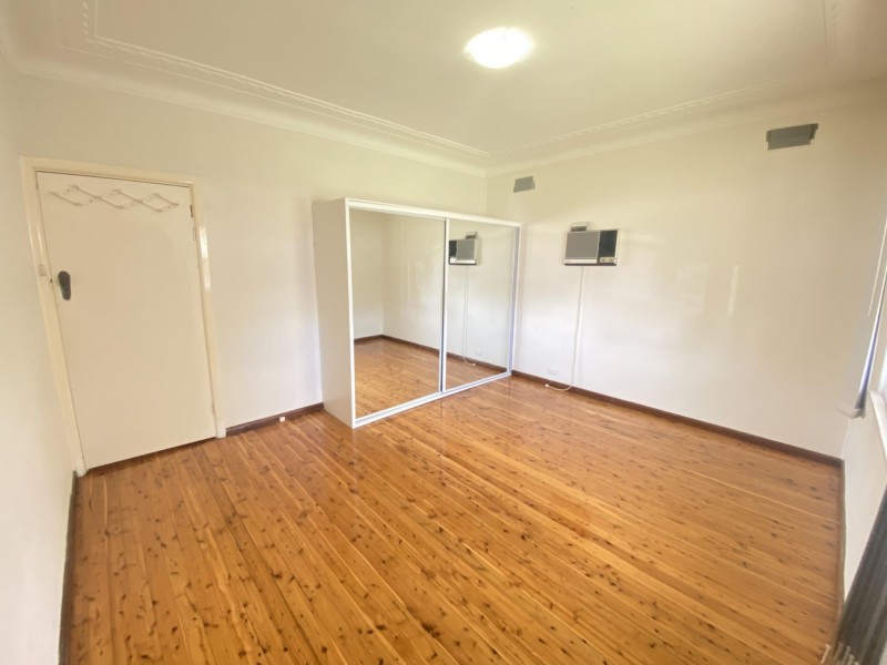 7 Lang Street, Smithfield NSW 2164