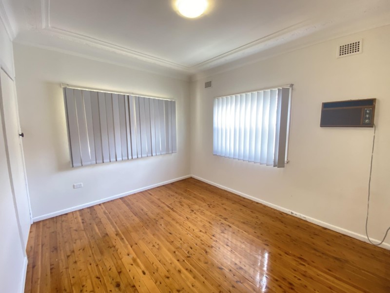 7 Lang Street, Smithfield NSW 2164