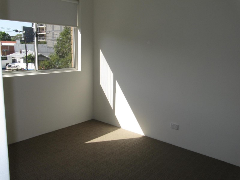 6/127 The Crescent, Fairfield NSW 2165