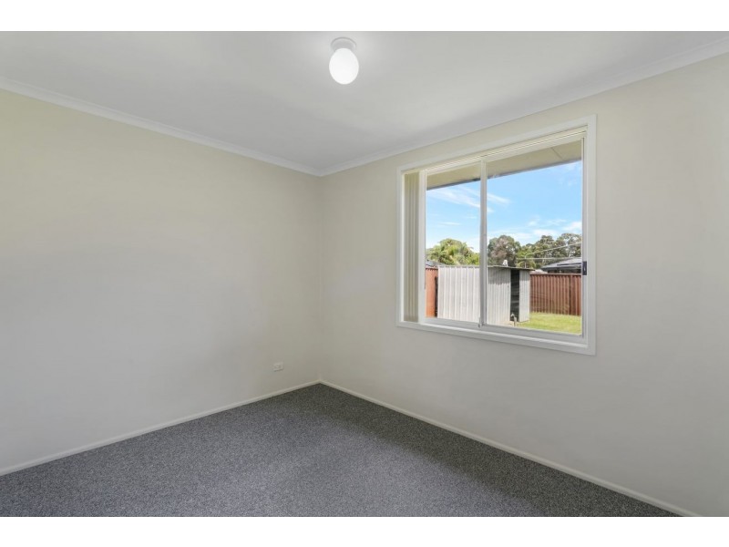 37 Olympus Drive, St Clair NSW 2759