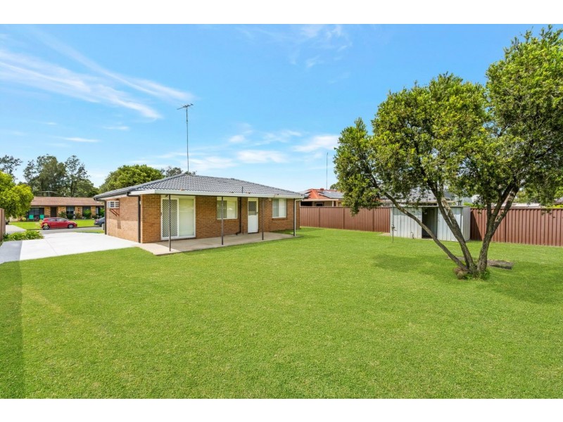 37 Olympus Drive, St Clair NSW 2759