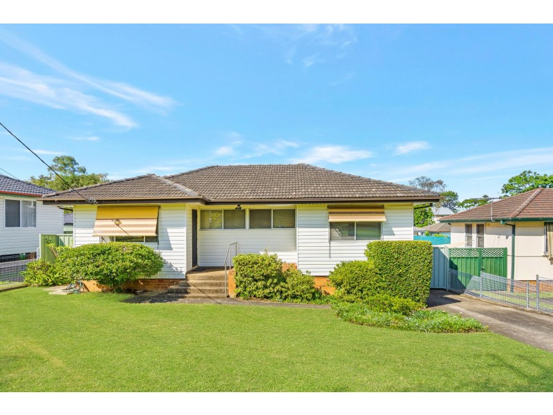 12 Galloway Street, Busby NSW 2168