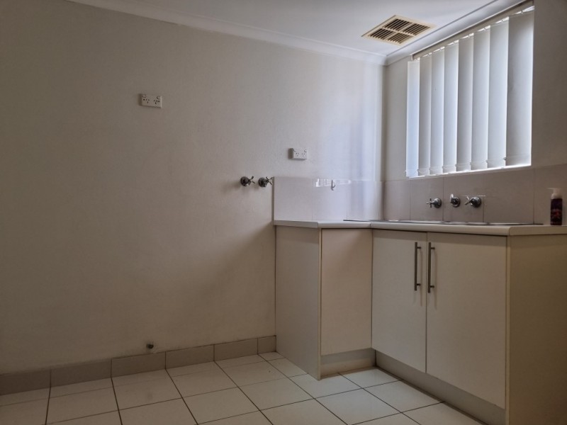 3 Tallowood Avenue, Casula NSW 2170