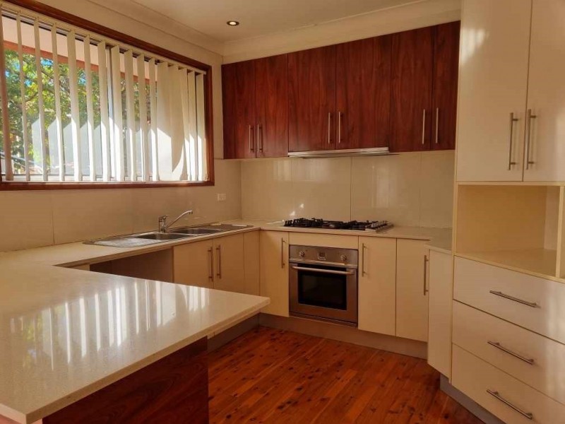 3 Tallowood Avenue, Casula NSW 2170