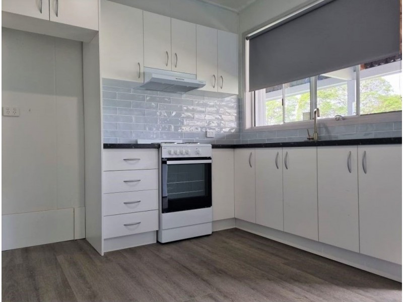 95 Humphries Road, St Johns Park NSW 2176