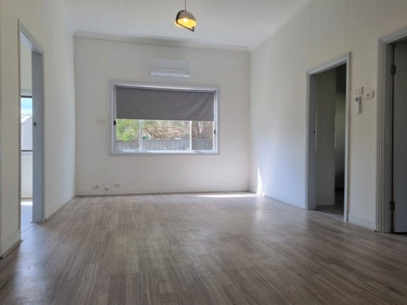 95 Humphries Road, St Johns Park NSW 2176