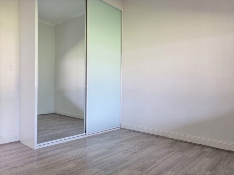 95 Humphries Road, St Johns Park NSW 2176