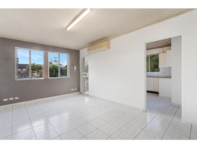 10/21 York Street, Fairfield NSW 2165