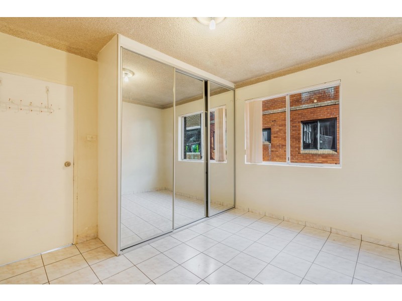 10/21 York Street, Fairfield NSW 2165
