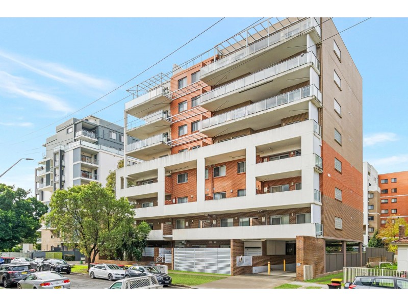 28/6-8 Bathurst Street, Liverpool NSW 2170
