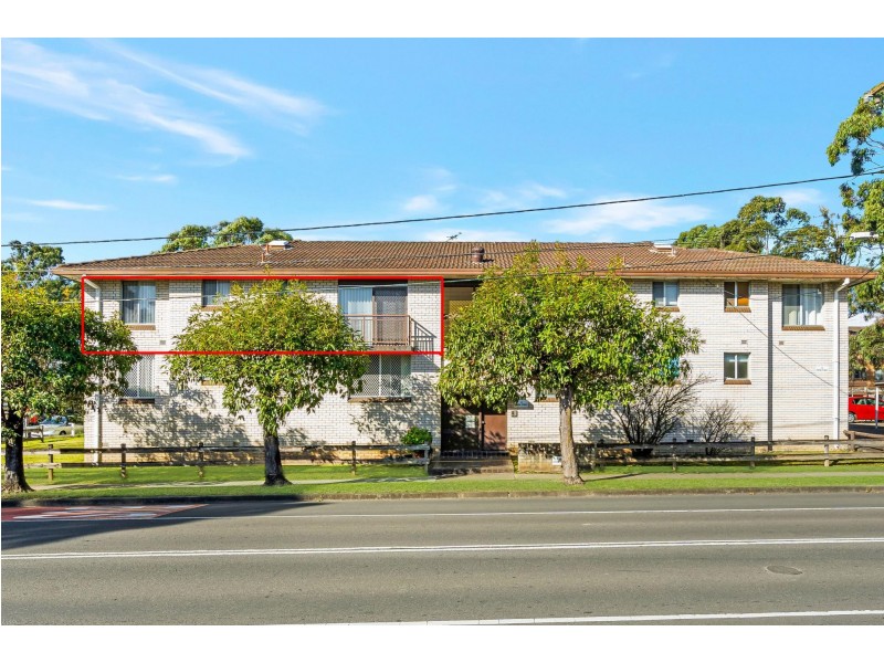 4/32 Paton Street, Merrylands West NSW 2160