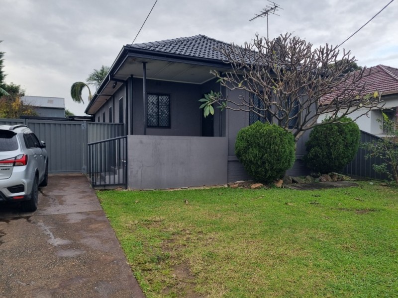 179 The Horsley Drive, Fairfield East NSW 2165