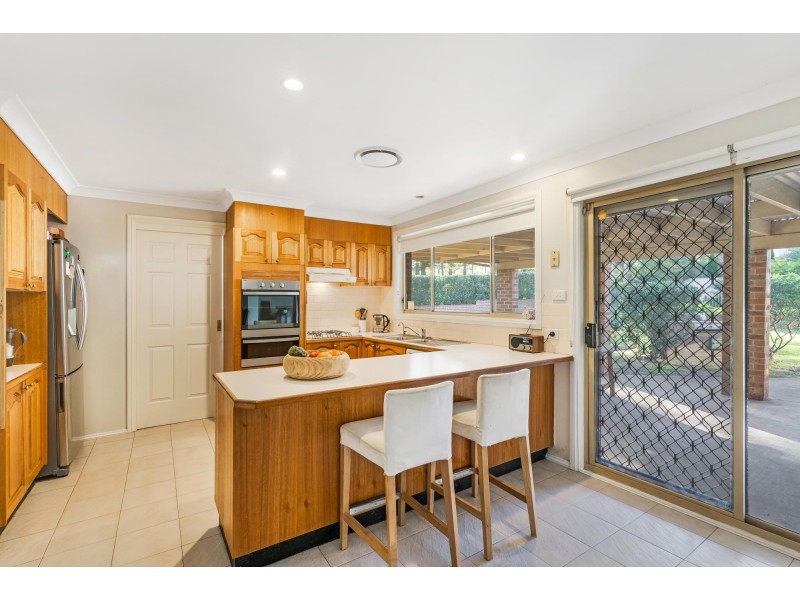 4 Perceval Close, Abbotsbury NSW 2176