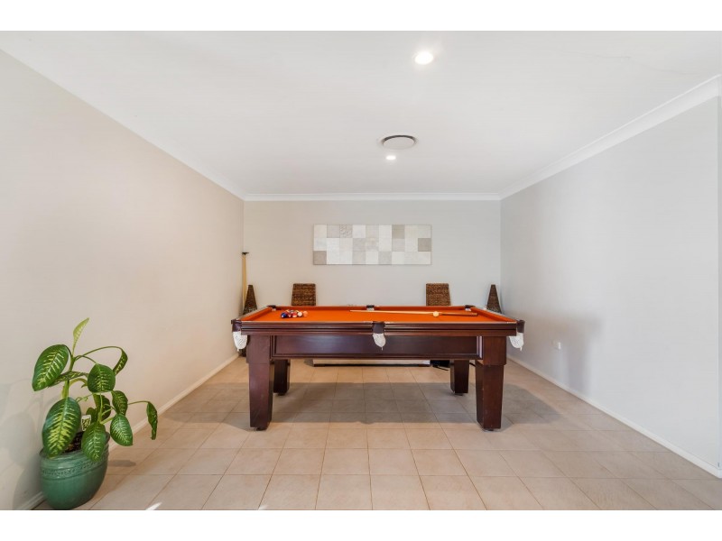 4 Perceval Close, Abbotsbury NSW 2176