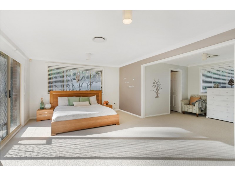4 Perceval Close, Abbotsbury NSW 2176