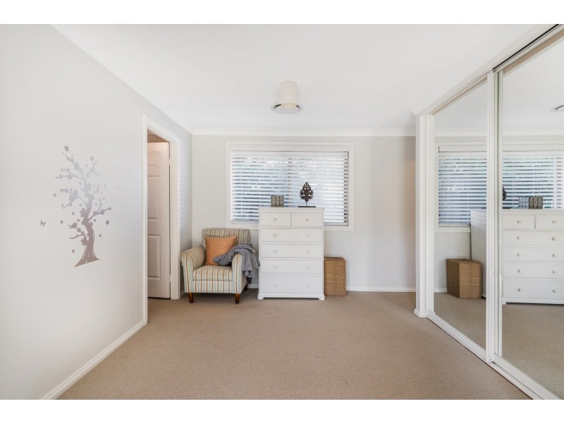 4 Perceval Close, Abbotsbury NSW 2176