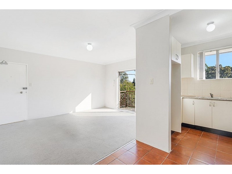 4/32 Paton Street, Merrylands NSW 2160