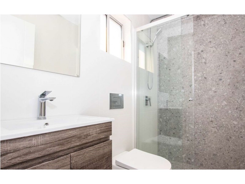 61c Queen Street, Canley Heights NSW 2166