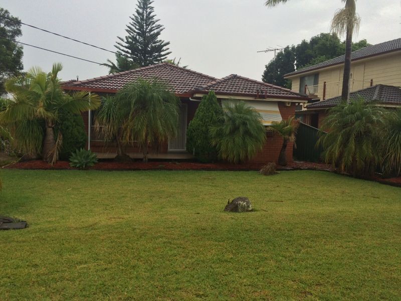 Fairfield West NSW 2165