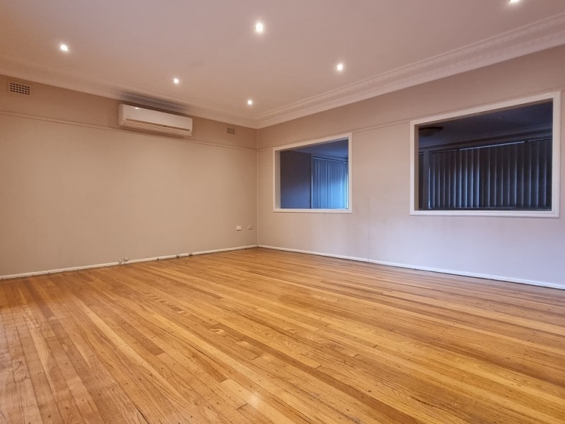 4 Lord St, Cabramatta West NSW 2166