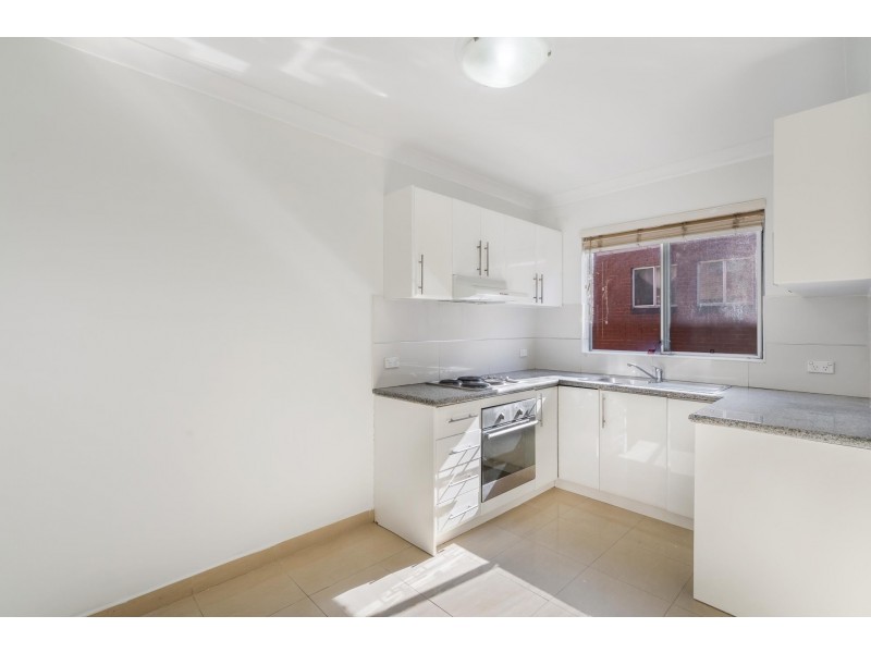 15/51 Station Street, Fairfield NSW 2165