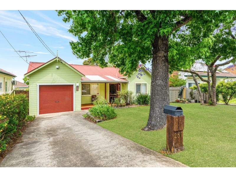 257 Hamilton Road, Fairfield West NSW 2165