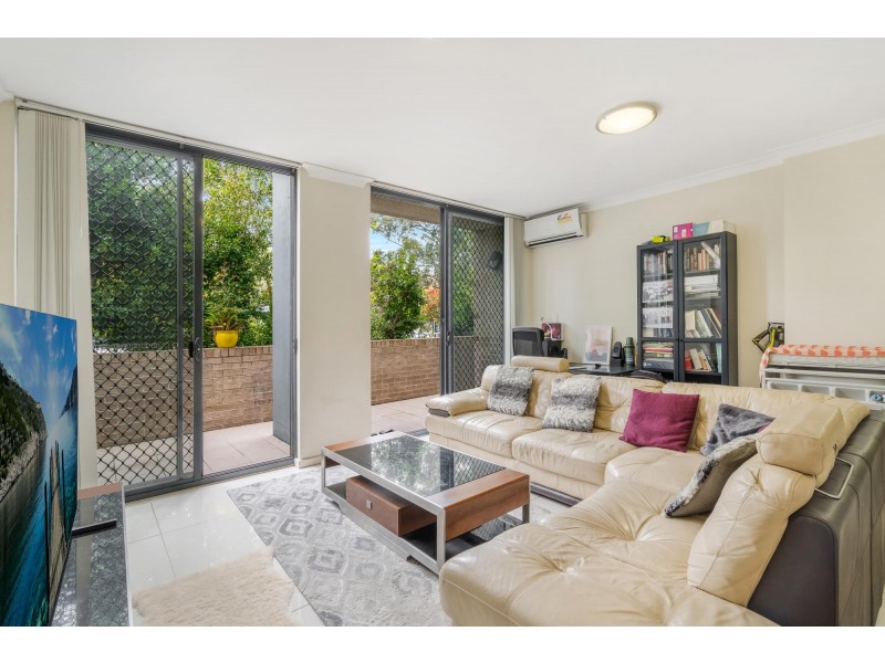 1/57-61 The Esplanade, Guildford NSW 2161