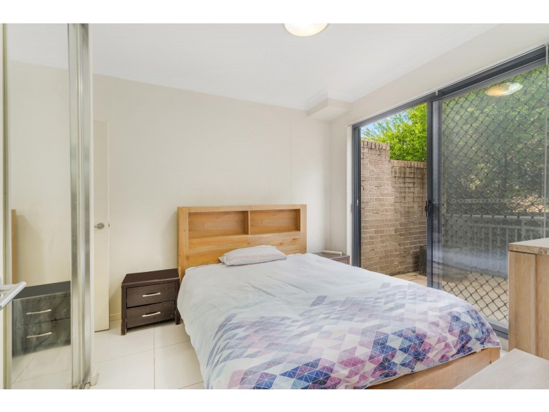 1/57-61 The Esplanade, Guildford NSW 2161