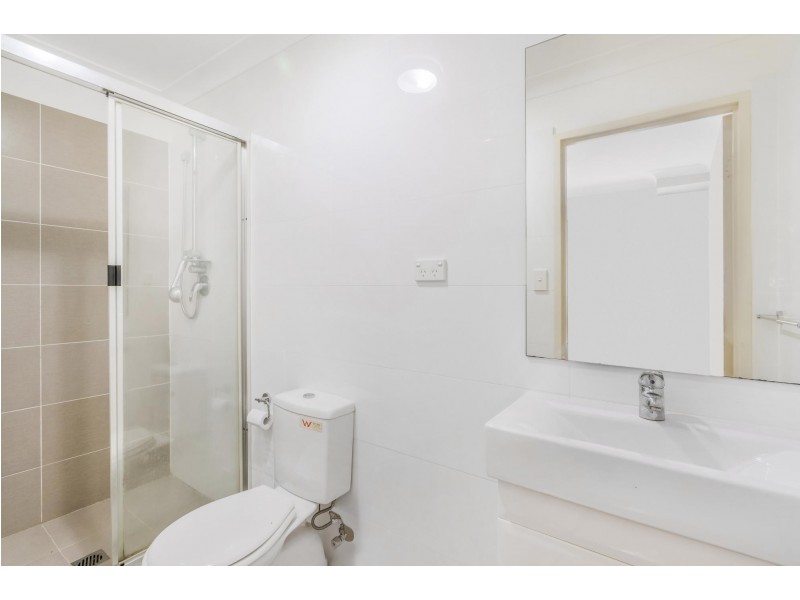 1/57-61 The Esplanade, Guildford NSW 2161