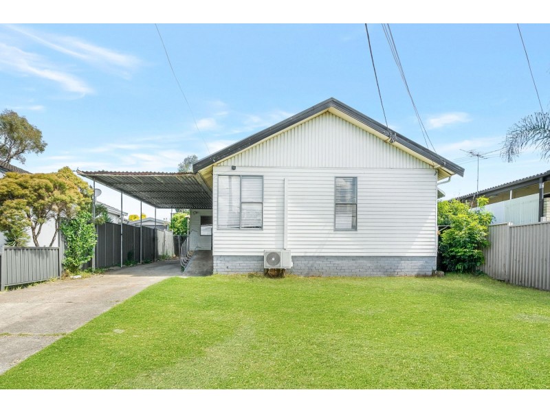 231 Brenan Street, Smithfield NSW 2164