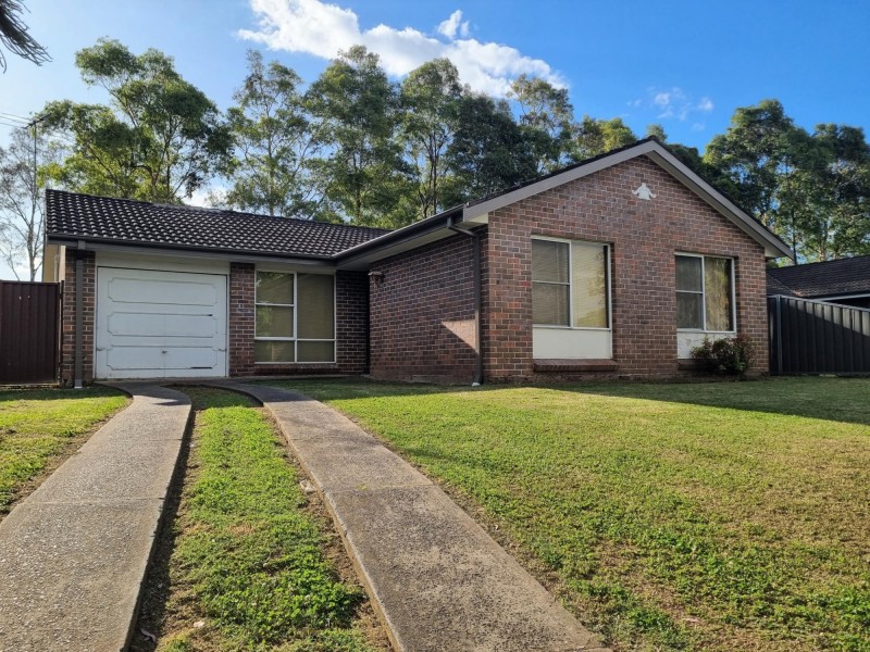 12 Lismore Close, Bossley Park NSW 2176
