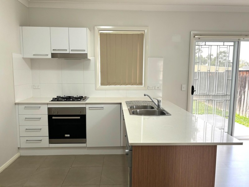 69 Hemsworth Avenue, Middleton Grange NSW 2171