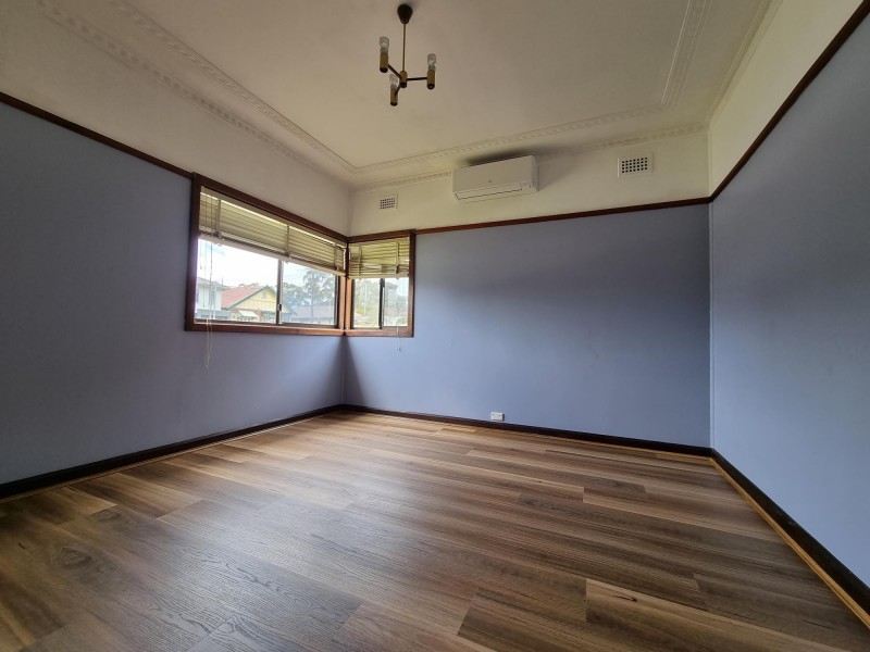 43 The Esplanade, Guildford NSW 2161