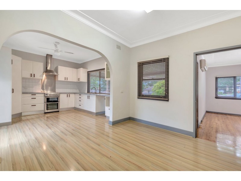 14 Rachel Crescent, Mount Pritchard NSW 2170