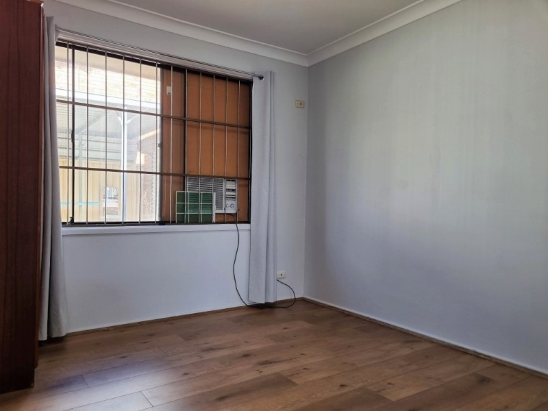 18 Ayrshire Street, Bossley Park NSW 2176