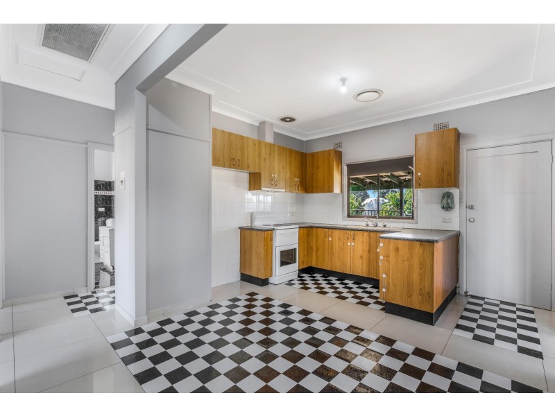 55 Charles Street, Smithfield NSW 2164