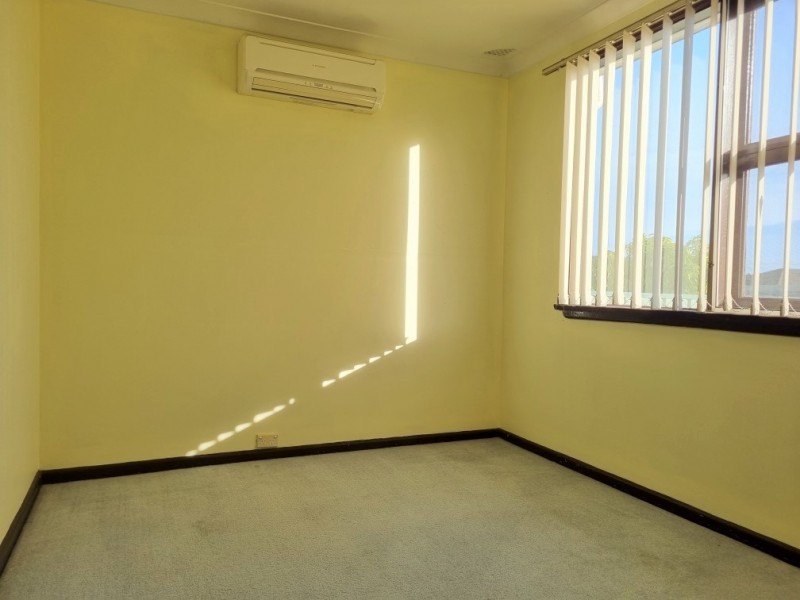 8 Lenton Avenue, Fairfield West NSW 2165