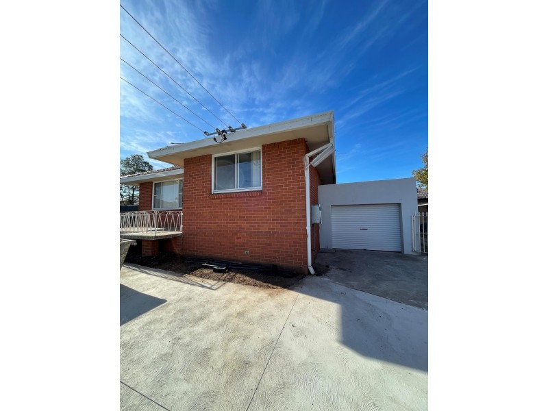 631 Polding Street, Bossley Park NSW 2176