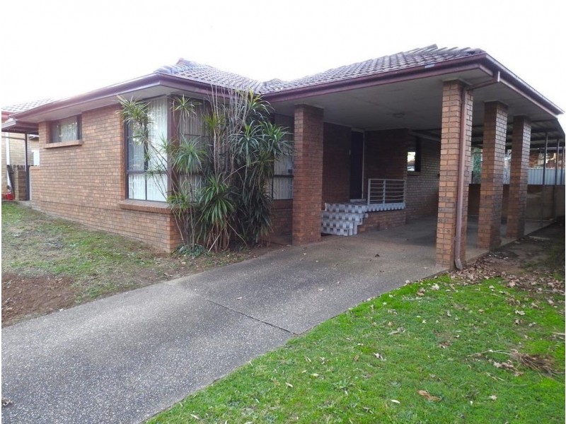 38 Canterbury Road, St Johns Park NSW 2176