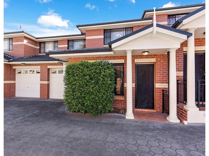 11/10-12 Justin Street, Smithfield NSW 2164