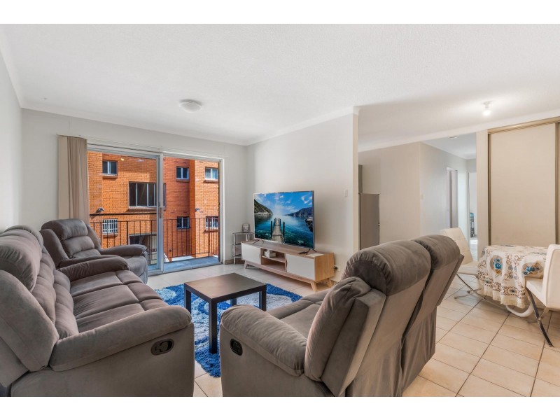 6/162 Sandal Crescent, Carramar NSW 2163
