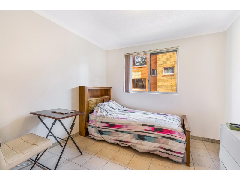 6/162 Sandal Crescent, Carramar NSW 2163