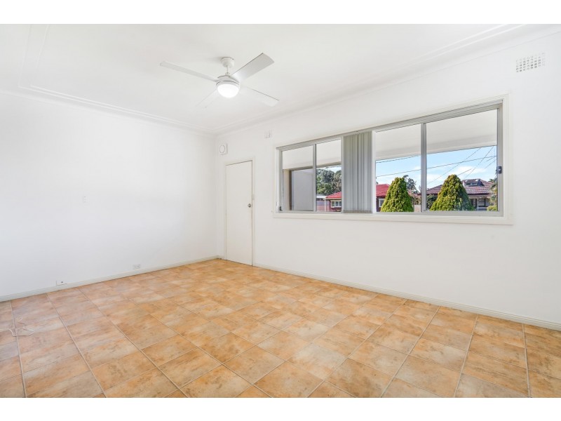 8 Vineyard Avenue, Smithfield NSW 2164