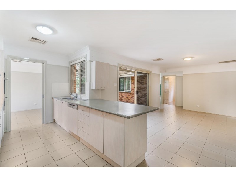 41 Aukane Street, Green Valley NSW 2168