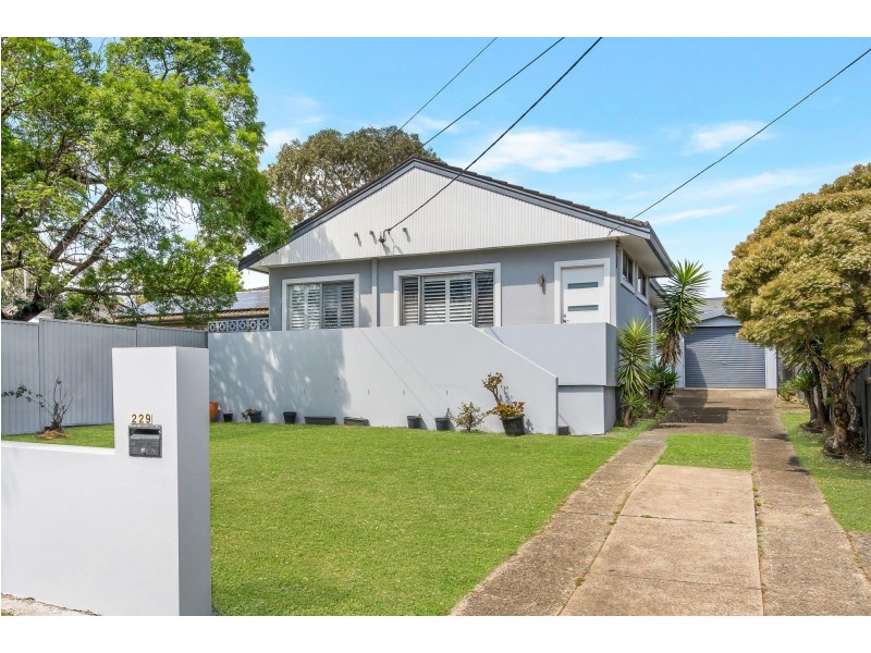 229 Brenan Street, Smithfield NSW 2164