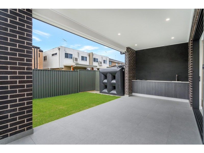 28C Percy Street, Fairfield Heights NSW 2165