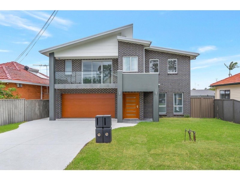 10 Lowana Avenue, Merrylands NSW 2160