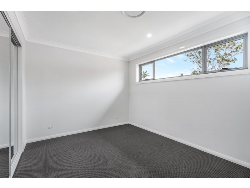 10 Lowana Avenue, Merrylands NSW 2160